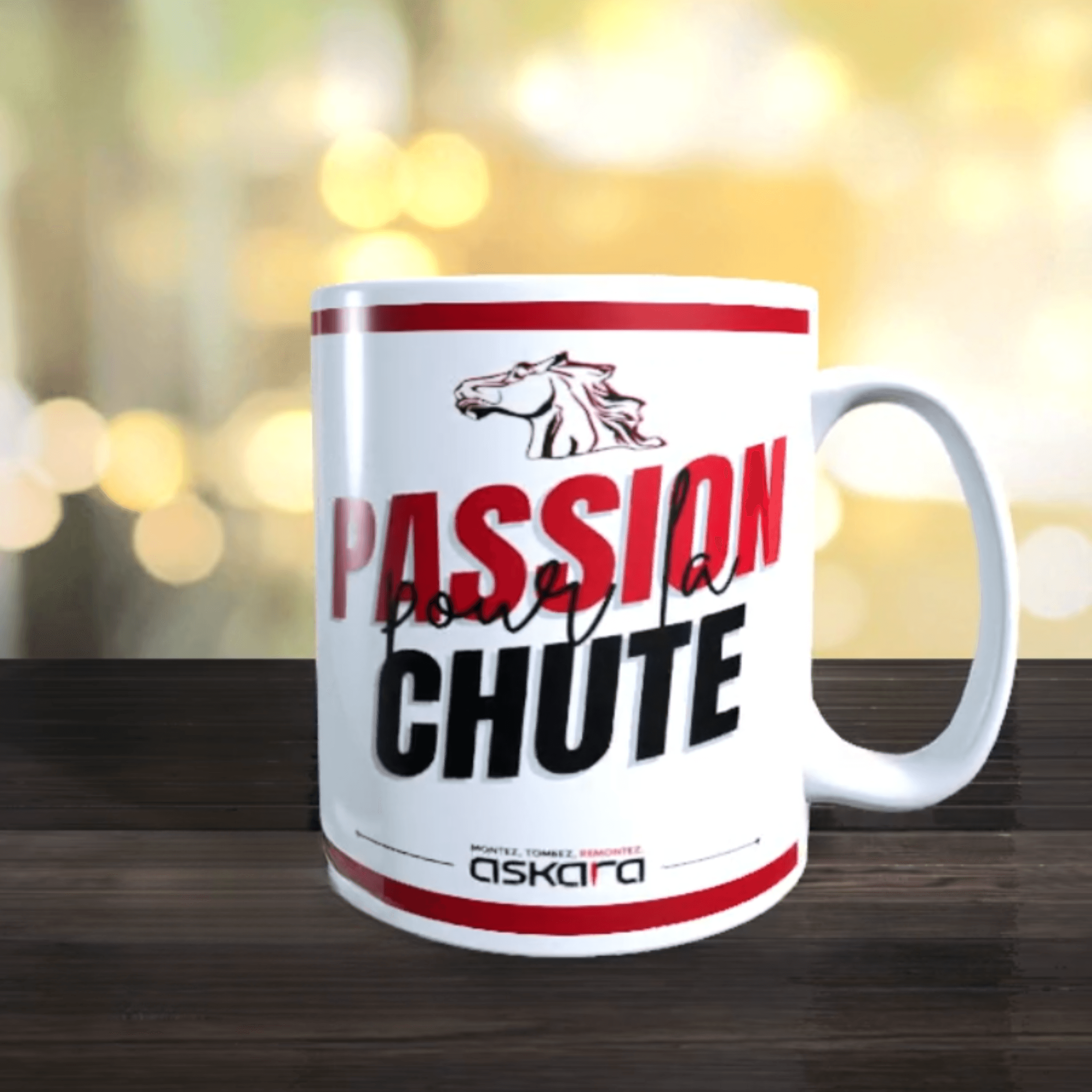 Découvrez le tout nouveau mug ASKARA 2024 ! Pratique, à emmener à l'écurie ou en concours avec soi. Disponible dès maintenant sur askara.fr, le spécialiste de la sécurité du cavalier !