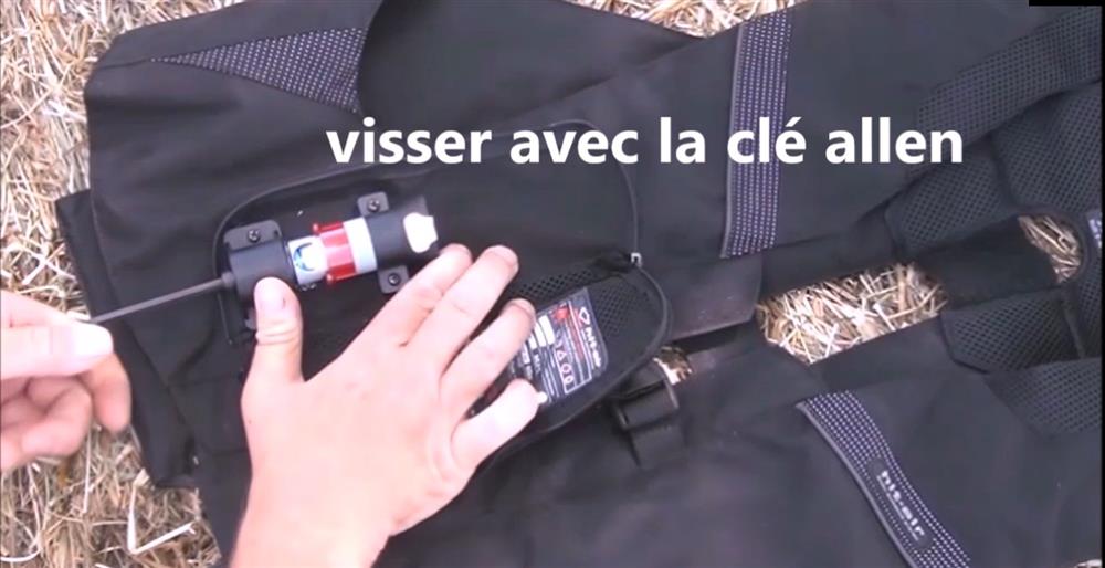 remontage-cartouche-gilet-airbag-equitation